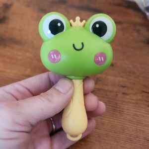 Green Frog Rattle Toy Handheld Cranked Bell An Early Childhood Leaening Toy For